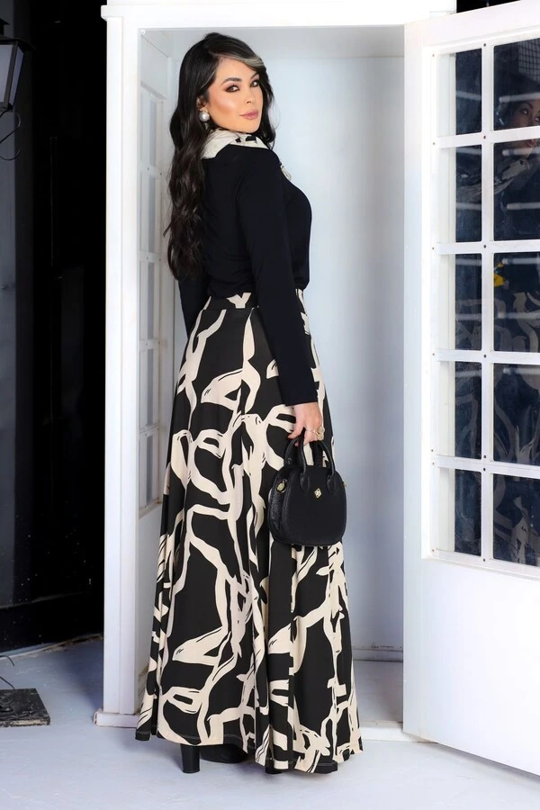 Saia Longa Com Recortes Estampada