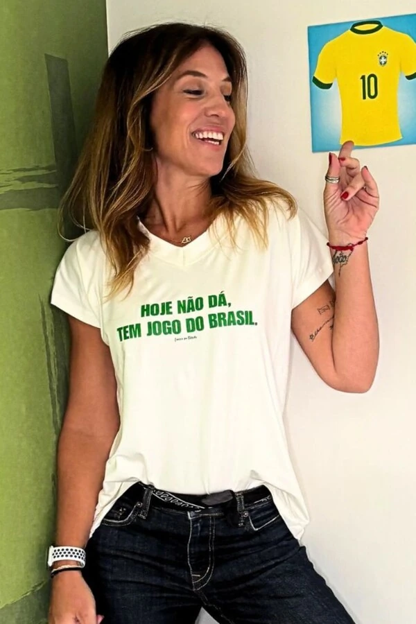 Blusa Decote V - Coleção COPA