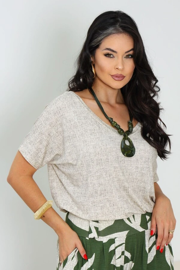 Blusa Decote V Frente e Costas