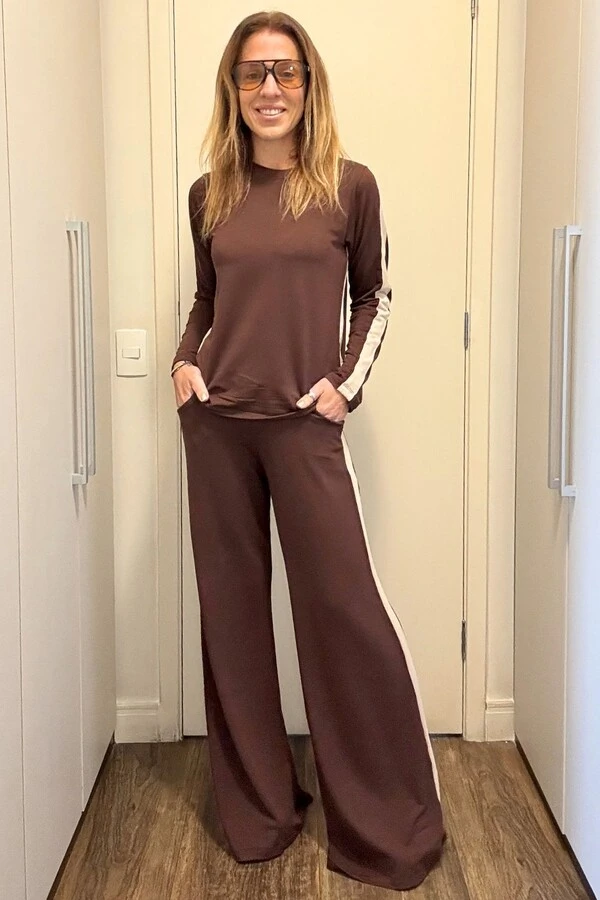 Calça Pantalona em Moletinho com Faixa Lateral Frida