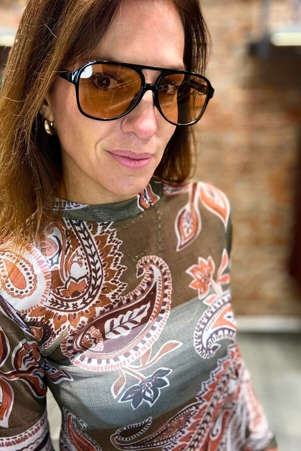 Blusa em Tule com manga longa