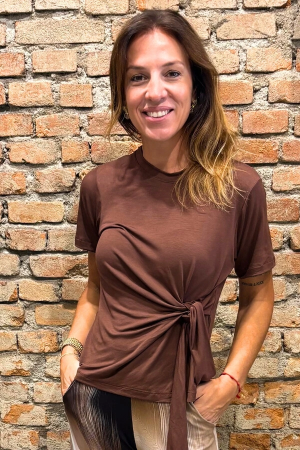 Blusa com amarração Greta