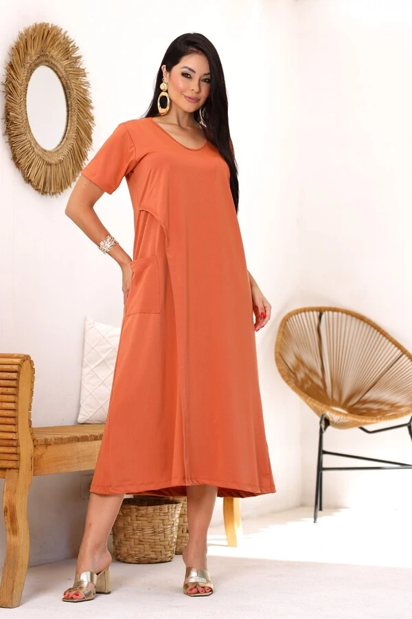 Vestido com sobreposição Adele em Fluity