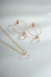 Colar 2 Voltas Pingente Cristal G Banhado a Ouro