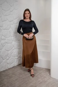 Saia Midi Em Cetim Giulia