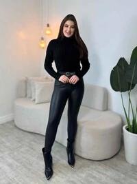 Blusa Gola Alta Fernanda