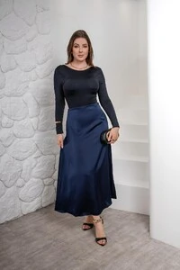 Saia Midi Em Cetim Giulia