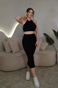 Conjunto Cropped E Saia Midi Melani