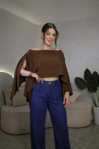 Cropped + Bata Mariza