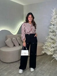 Camisa Cropped Listrada Safira