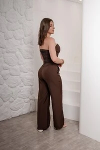 Conjunto Em Alfaiatária Cropped E Calça Lia