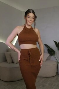 Conjunto Cropped E Saia Midi Melani