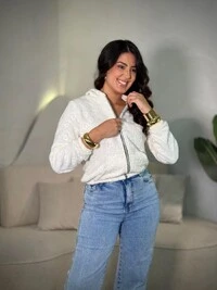Jaqueta Peluciada Com Capuz