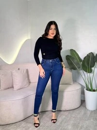 Blusinha Canelada Manga Longa Vivian