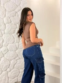 Blusinha Assimétrica Sem Mangas Nayara