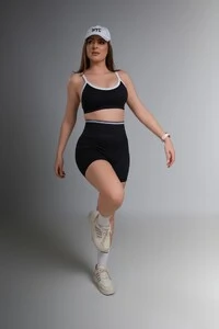 Use.Mood - Conjunto Lara