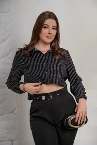 Camisa Cropped Listrada Ana