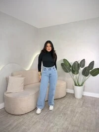 Calça Jeans Wide Leg Básica Astri