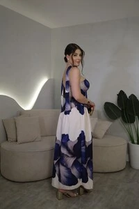 Vestido Tomara Que Caia Com Gola Lenço Floral Lia