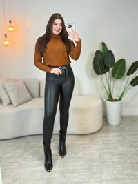 Blusa Gola Alta Fernanda
