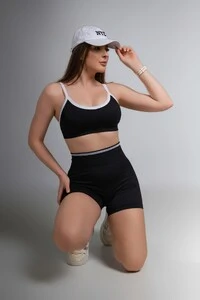 Use.Mood - Conjunto Lara