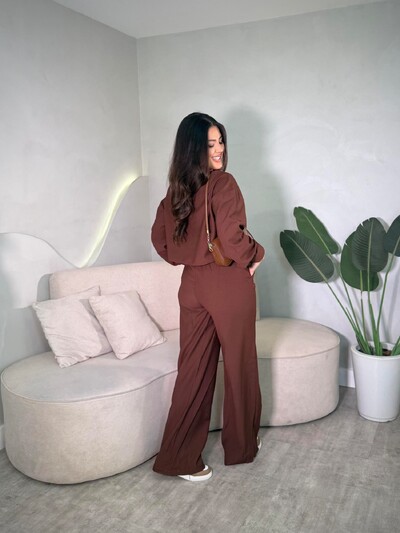 Foto Conjunto Camisa Cropped + Calça Pantalona Celine