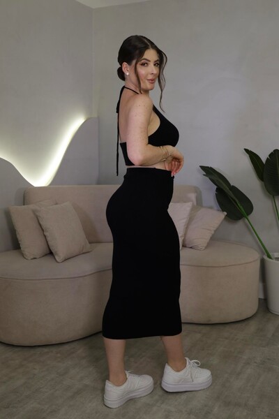 Foto Conjunto Cropped E Saia Midi Melani