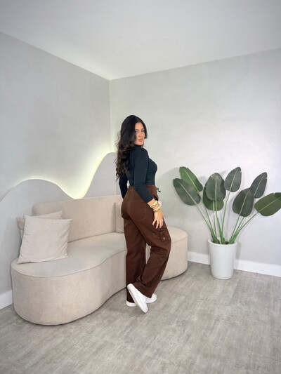 Foto Calça Jeans Wide Leg Cargo Cintura Alta Astri