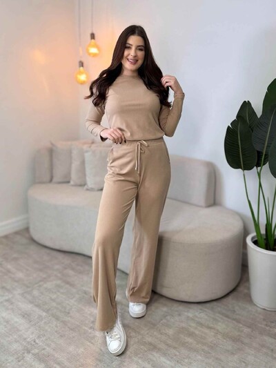 Foto Conjunto Ana Júlia BYE BYE