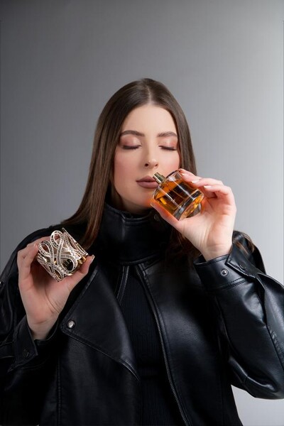 Foto Perfume Dalal Lattafa