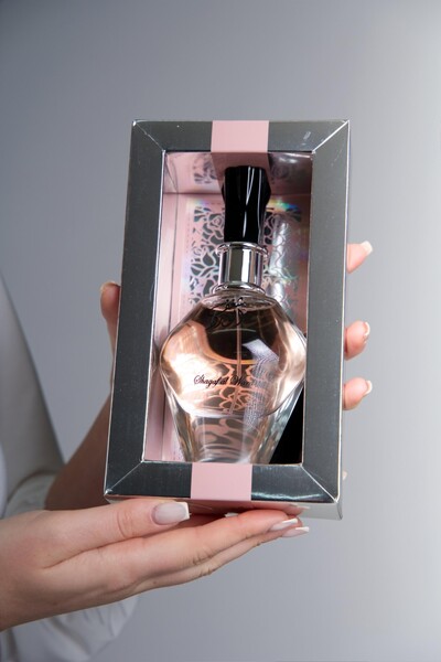 Foto Perfume Shagaf Al Ward Al Wataniah