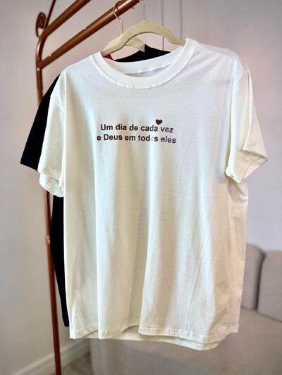 Foto T-Shirt Frase Plus PROMO