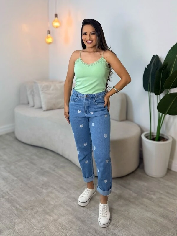 Cropped Lais