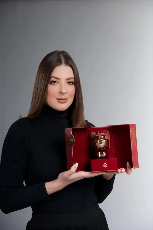 Perfume Sakeena Lattafa