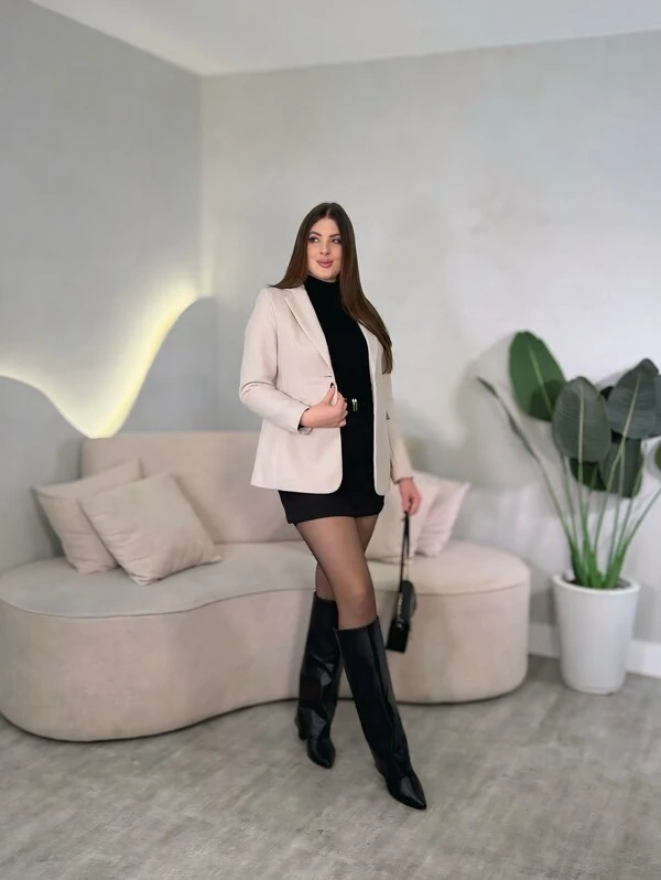 Blazer Amanda