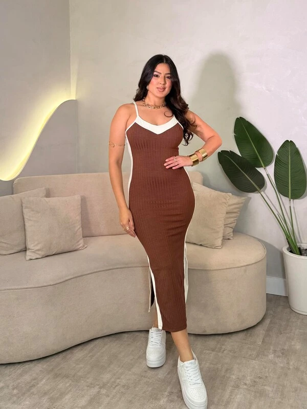 Vestido Midi Canelado Gleyce