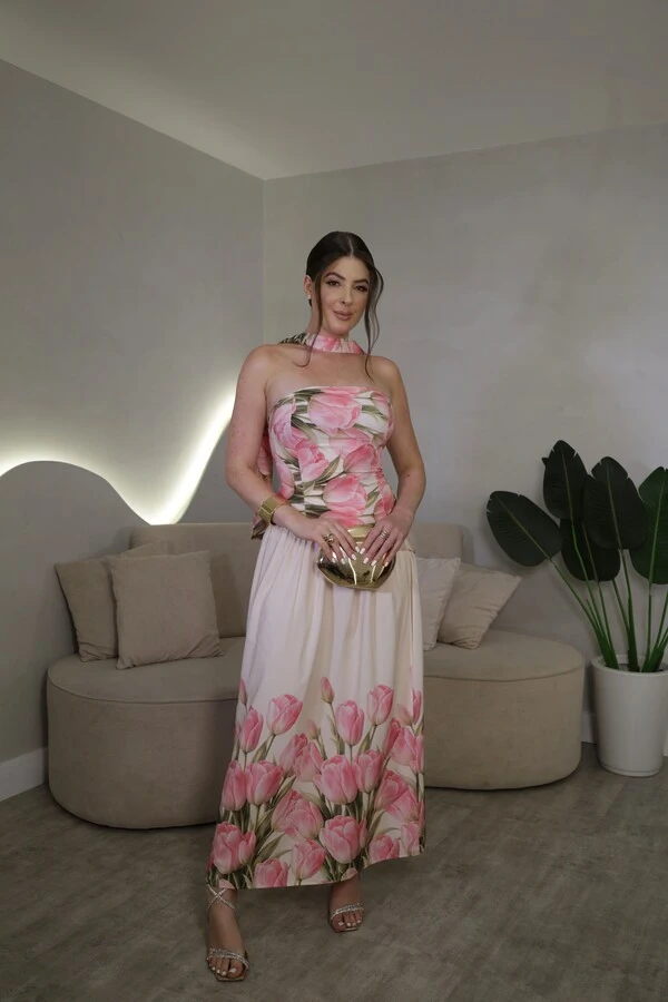 Vestido Tomara Que Caia Com Gola Lenço Floral Lia