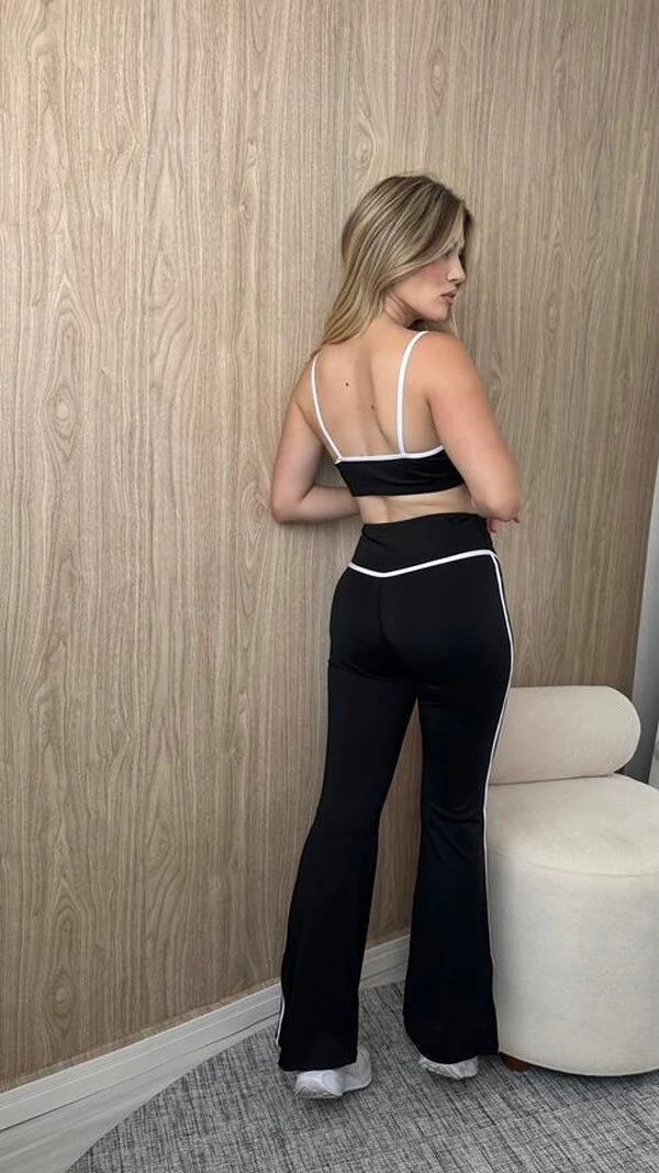 Use.Mood - Conjunto Academia Pamela