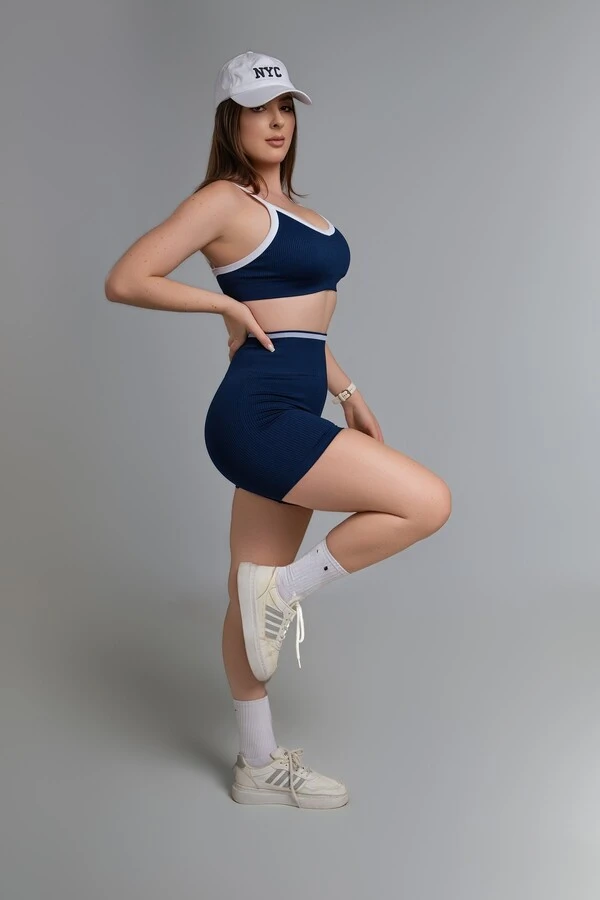 Use.Mood - Conjunto Lara