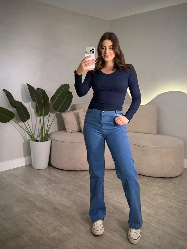 Blusinha Vitória Gola Em V BYE BYE
