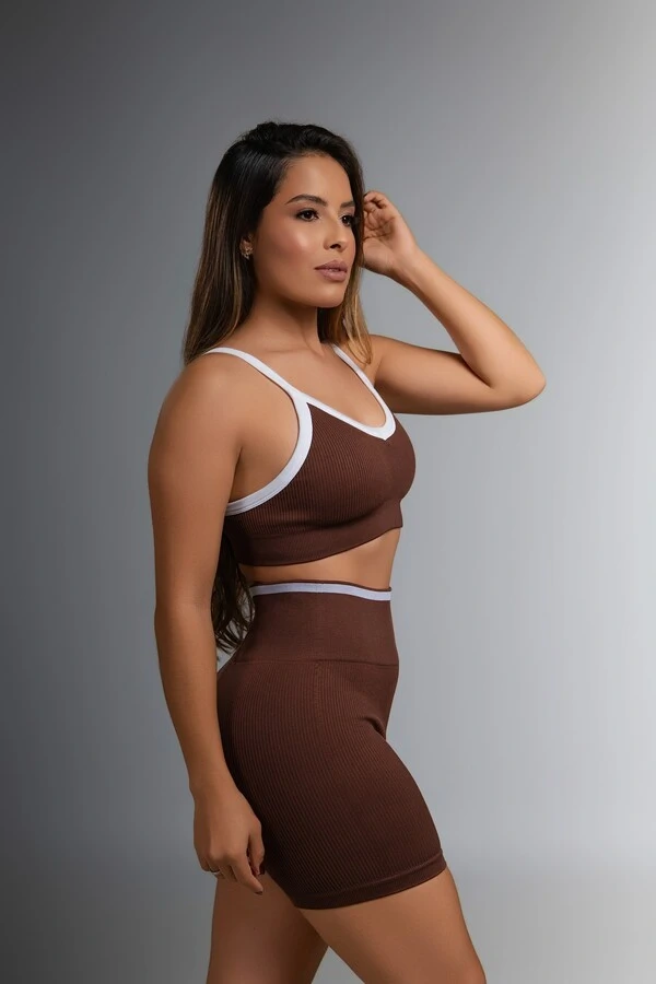Use.Mood - Conjunto Lara