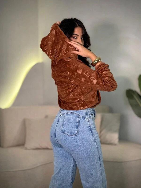 Jaqueta Peluciada Com Capuz
