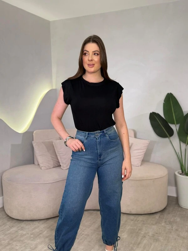 Blusinha Básica Gola Redonda
