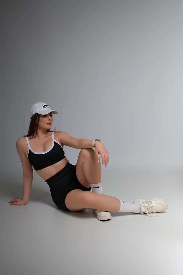 Use.Mood - Conjunto Lara