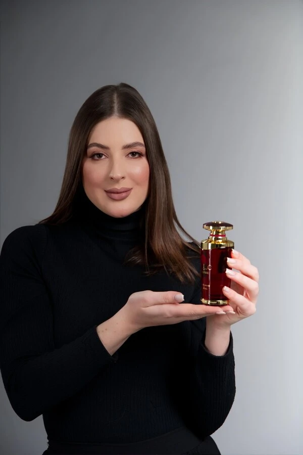 Perfume Mayar Cherry Intense Lattafa