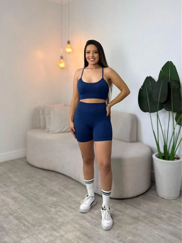 Conjunto Larissa Academia