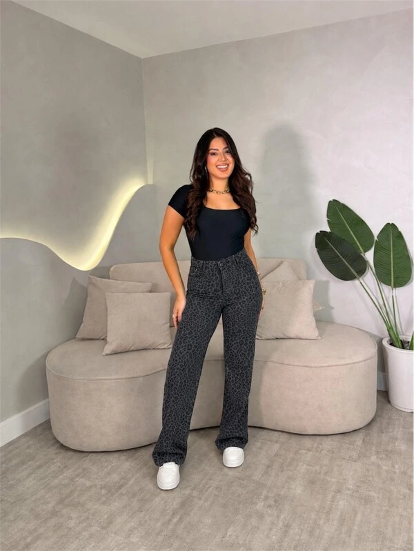 Calça Wide Leg Onça