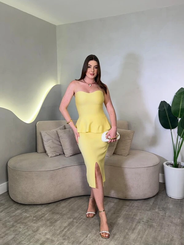 Conjunto Elegante Em Modal Flaviana