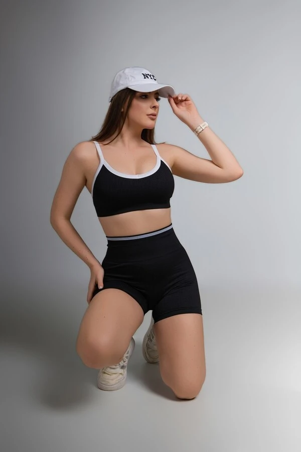 Use.Mood - Conjunto Lara