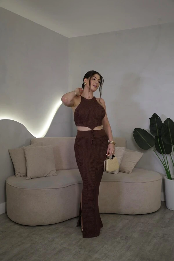 Conjunto Cropped E Saia Midi Alora